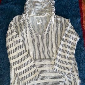 Small billabong linen hoodie
